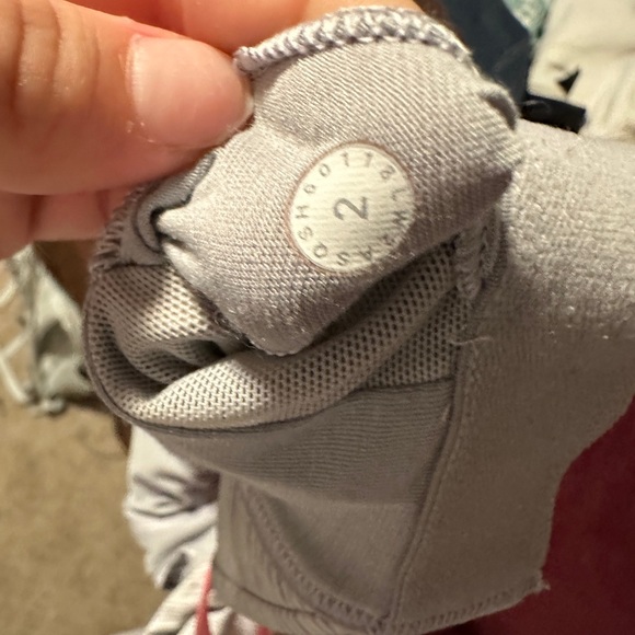 Lululemon Criss Cross Back Sports Bra - Picture 3 of 3